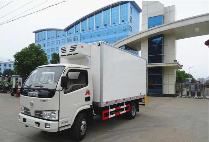 東風(fēng)福瑞卡<a href=http://jswmsh.cn/lcc/ target=_blank class=infotextkey>冷藏車</a>